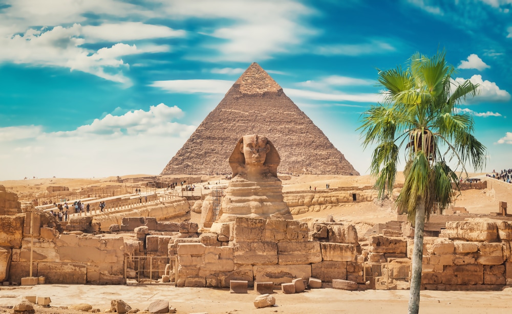 Sphinx,And,Pyramid,In,The,Egyptian,Desert